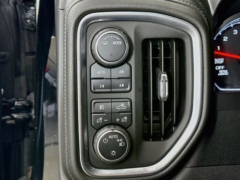 Used 2021 Chevrolet Silverado 1500 RST w/ Texas Edition Plus AWD/4WD image 10