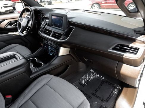 Used 2023 Chevrolet Tahoe LS image 9