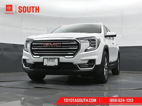 Used 2023 GMC Terrain SLT FWD image 40