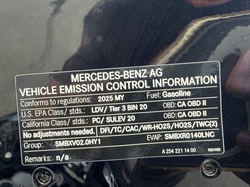 Used 2025 Mercedes-Benz C 300 Sedan image 21