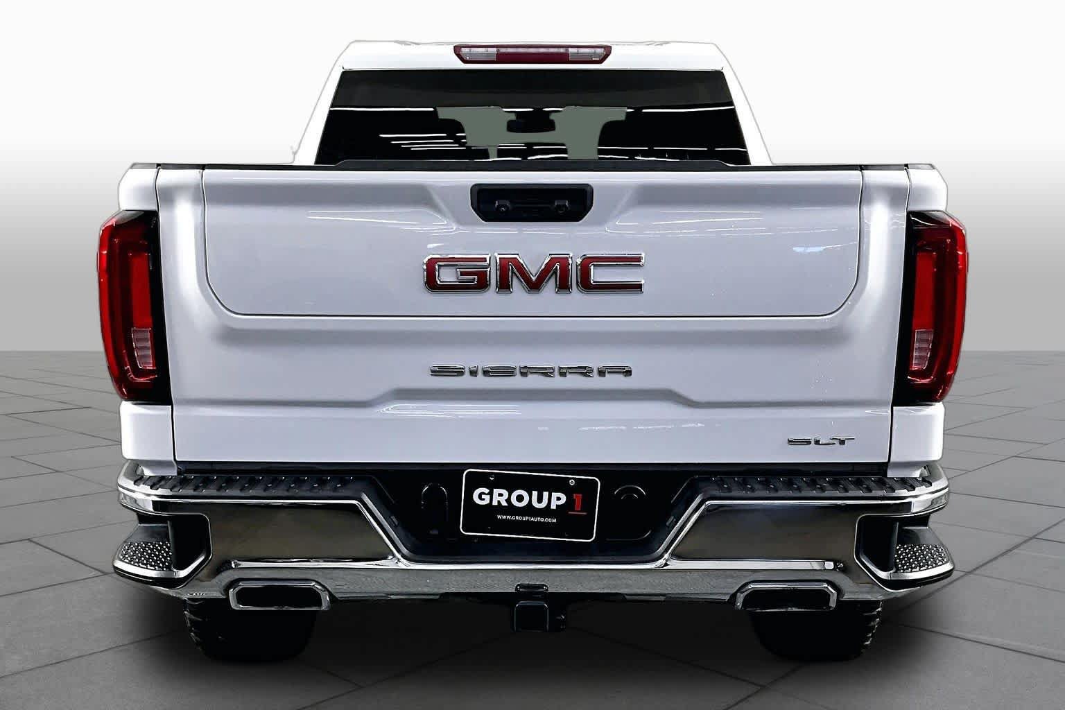 Used 2022 GMC Sierra 1500 SLT w/ SLT Convenience Package AWD/4WD image 5