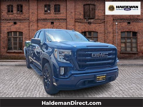 Used 2021 GMC Sierra 1500 Elevation w/ LPO, Elevation Black Package AWD/4WD image 1