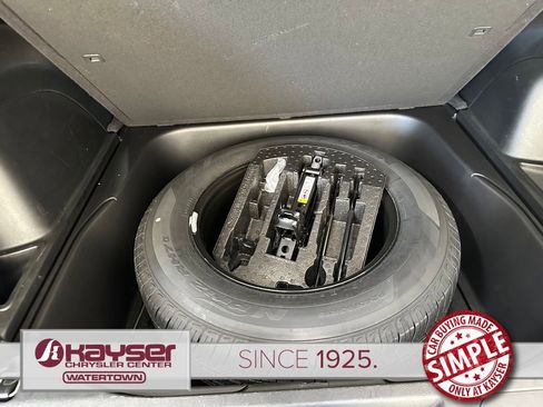 Certified 2022 Jeep Grand Cherokee Limited AWD/4WD image 40