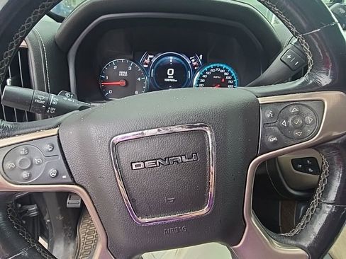 Used 2017 GMC Sierra 2500 Denali w/ Duramax Plus Package image 7