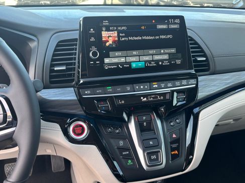 New 2026 Honda Odyssey Elite image 16