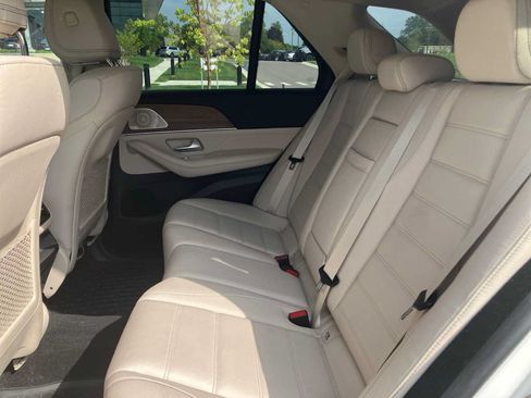 Used 2021 Mercedes-Benz GLE 450 4MATIC image 21