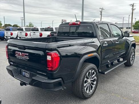 New 2026 GMC Canyon Denali AWD/4WD image 12