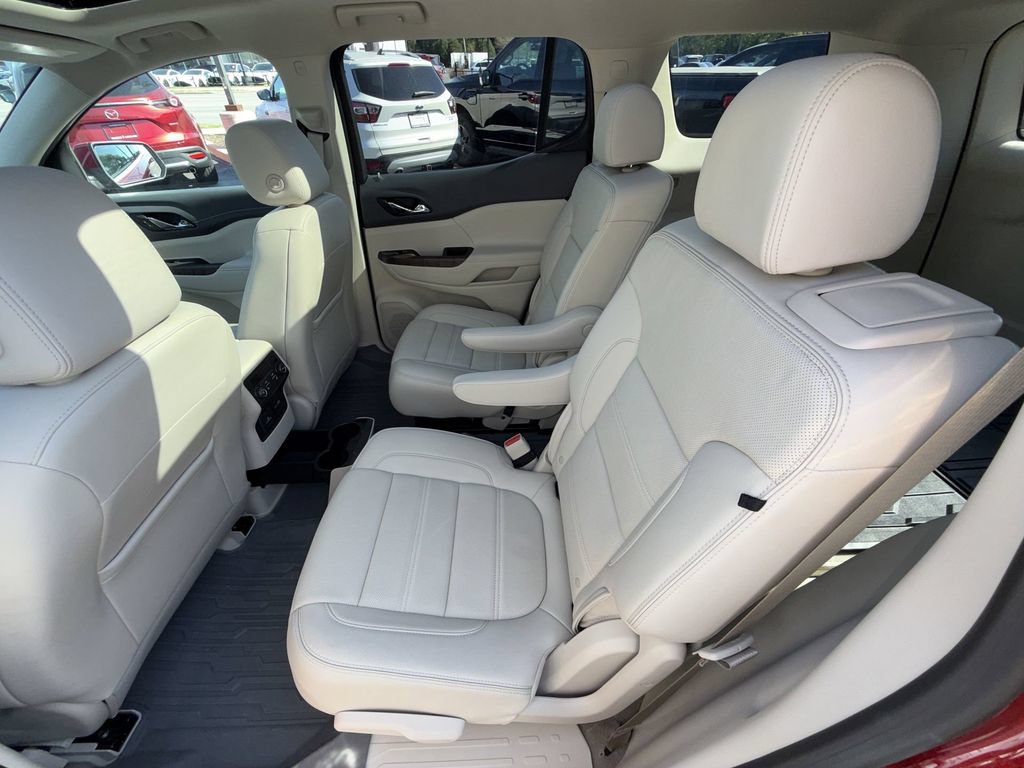 Used 2023 GMC Acadia Denali w/ Denali Ultimate Package AWD/4WD image 27