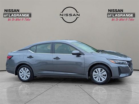 New 2025 Nissan Sentra S image 4