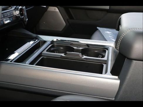 New 2025 Ford F250 Lariat w/ Lariat Ultimate Package image 30