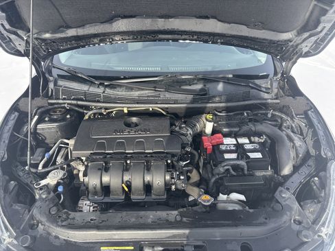 Used 2019 Nissan Sentra S image 10