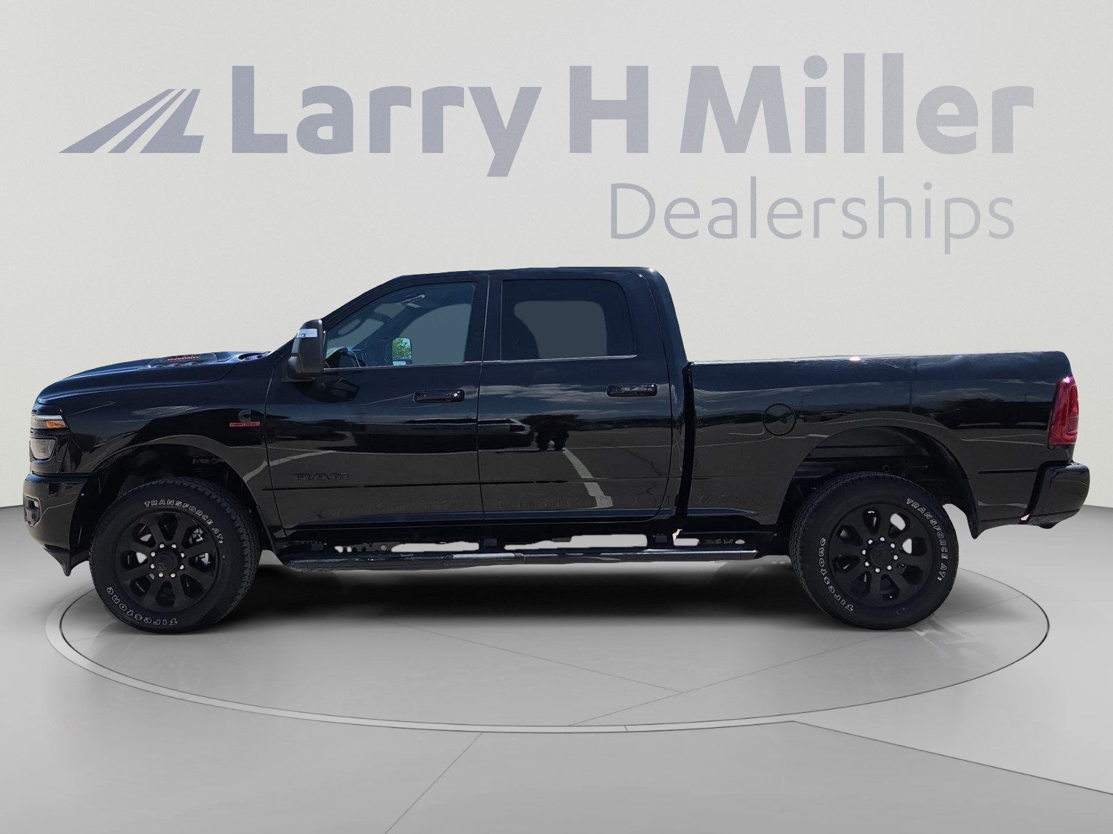 New 2026 RAM 2500 Laramie w/ Night Edition AWD/4WD image 2