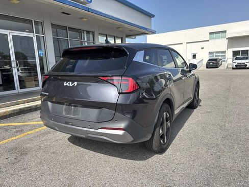 Used 2026 Kia Sportage LX FWD image 8