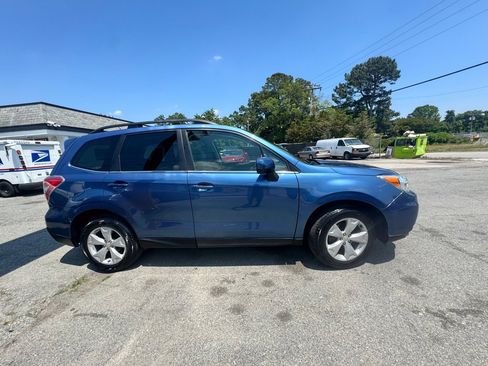 Used 2015 Subaru Forester 2.5i Limited w/ Popular Package #2 AWD/4WD image 5