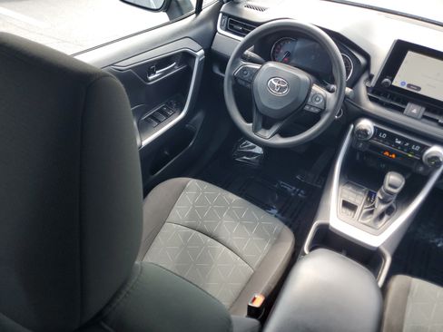 Certified 2025 Toyota RAV4 XLE AWD/4WD image 15