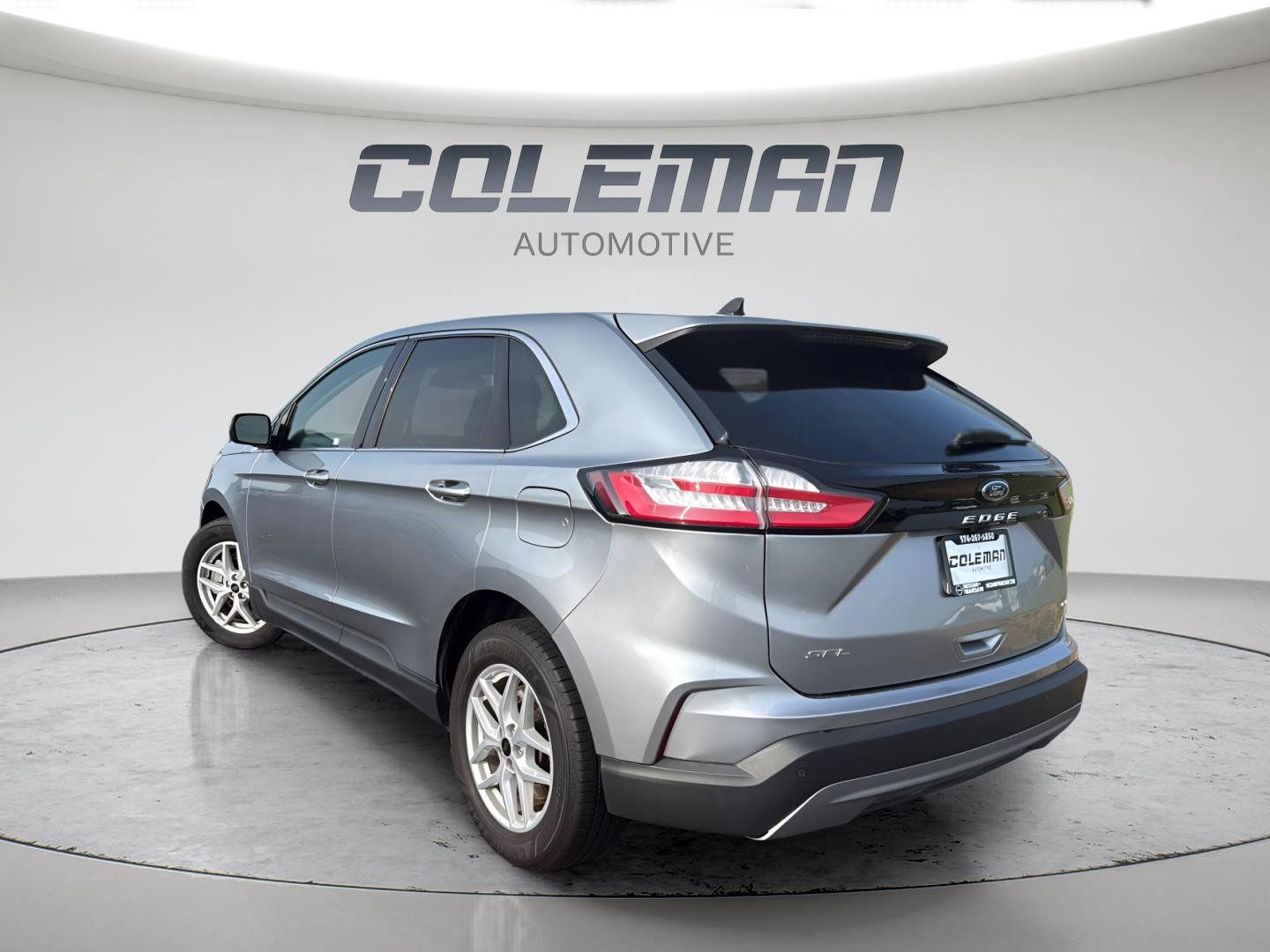 Used 2024 Ford Edge SEL AWD/4WD image 3