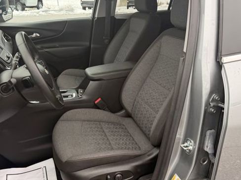 Used 2024 Chevrolet Equinox LT image 19