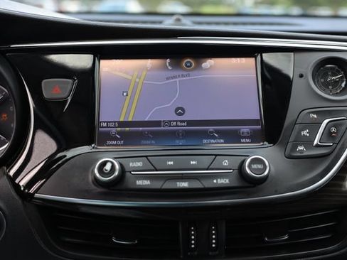 Used 2019 Buick Envision Premium AWD/4WD image 27