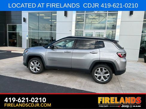 Used 2022 Jeep Compass Limited AWD/4WD image 23