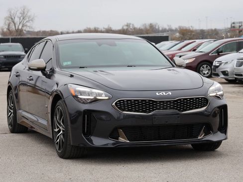 Used 2022 Kia Stinger GT-Line image 4