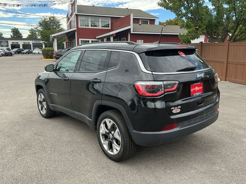 Used 2018 Jeep Compass Limited w/ Navigation Group AWD/4WD image 7