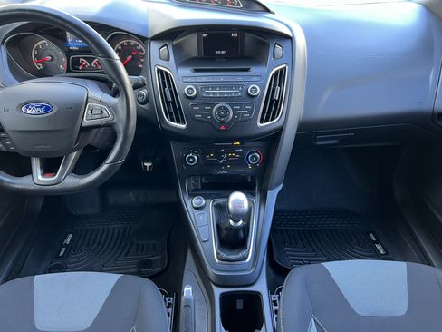 Used 2017 Ford Focus ST FWD image 34