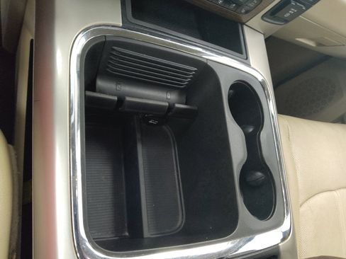 Used 2018 RAM 1500 Laramie w/ Convenience Group AWD/4WD image 26