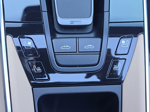 Certified 2024 Porsche 911 Targa 4S image 23