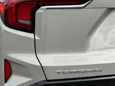 New 2026 GMC Terrain AT4 w/ Technology Package II image 27