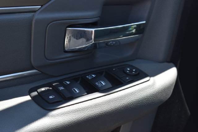 Used 2017 RAM 2500 SLT AWD/4WD image 14