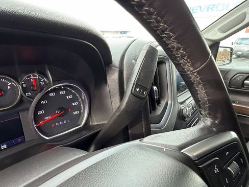 Used 2021 Chevrolet Silverado 1500 LT Trail Boss image 13