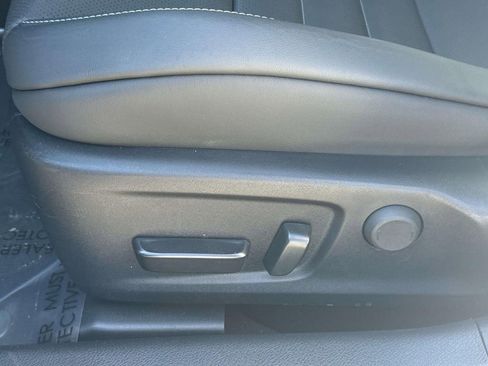 Used 2025 Lexus IS 350 F Sport w/ Navigation Package image 11