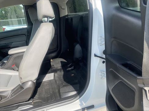 Used 2019 Chevrolet Colorado W/T w/ WT Convenience Package RWD image 18