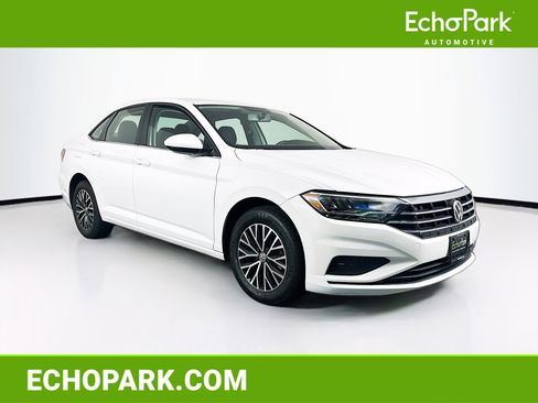 Used 2021 Volkswagen Jetta FWD image 1