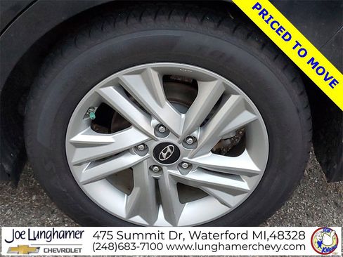 Used 2020 Hyundai Elantra SEL image 29