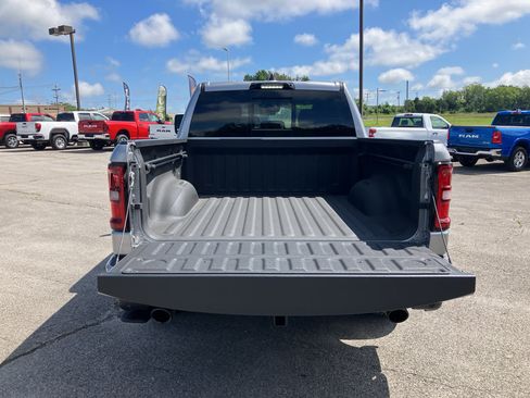 Certified 2025 RAM 1500 Big Horn AWD/4WD image 27