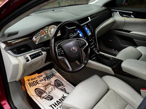 Used 2013 Cadillac XTS Platinum w/ Driver Assist Package image 11