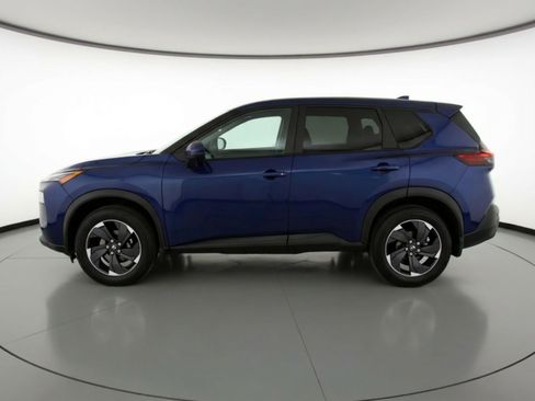 Used 2025 Nissan Rogue SV image 5