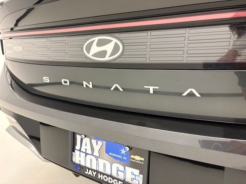 Used 2025 Hyundai Sonata SEL FWD image 24