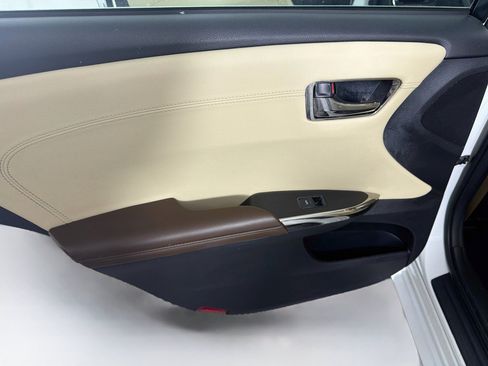 Used 2017 Toyota Avalon XLE Premium FWD image 26