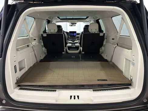 Used 2018 Lincoln Navigator L Black Label w/ Cargo Package image 34