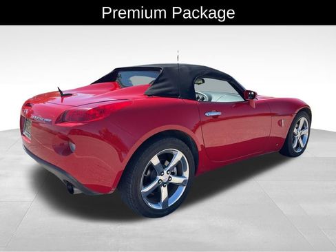 Used 2009 Pontiac Solstice GXP w/ Premium Package RWD image 7