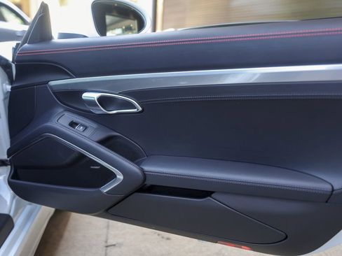 Certified 2025 Porsche 718 Cayman S RWD image 34