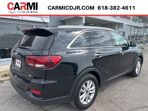 Used 2020 Kia Sorento LX w/ LX I4 Convenience Package FWD image 6