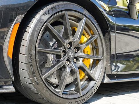 Used 2022 Ferrari SF90 Spider image 44