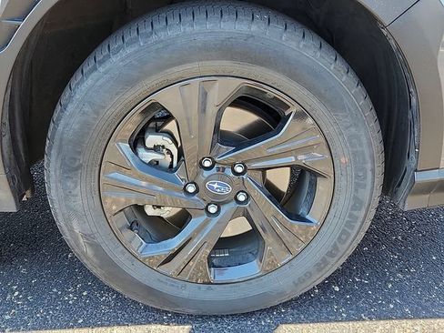 Certified 2024 Subaru Crosstrek 2.0i image 7