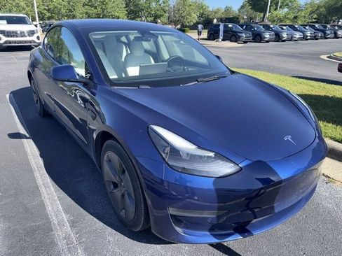 Used 2022 Tesla Model 3 Long Range image 3