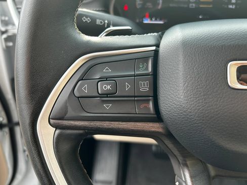 Used 2021 Jeep Grand Cherokee L Limited AWD/4WD image 17