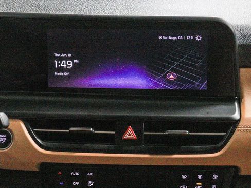 Used 2024 Kia Seltos EX FWD image 14