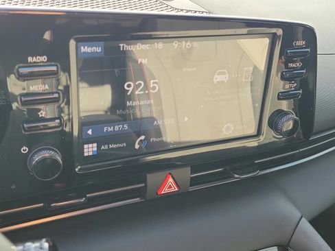 Certified 2022 Hyundai Elantra N Line image 19